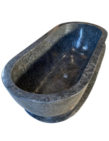 Baignoire en marbre noir L.180 x l.80 x H.60 cm.