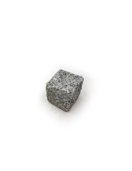 Pavé en Granit Gris Clair Toutes Faces Brutes de Clivage 5x5x5 cm Vendu en Big Bag d'1Tonne