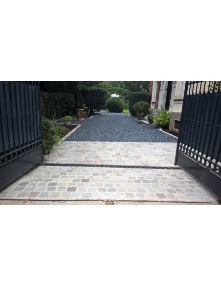 Pavé en Grès Gris Toutes Faces Clivés 14x14x3-5 cm au m²