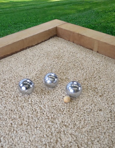 Contour de Terrain de Pétanque en Traverses Neuves Traitées Autoclave
