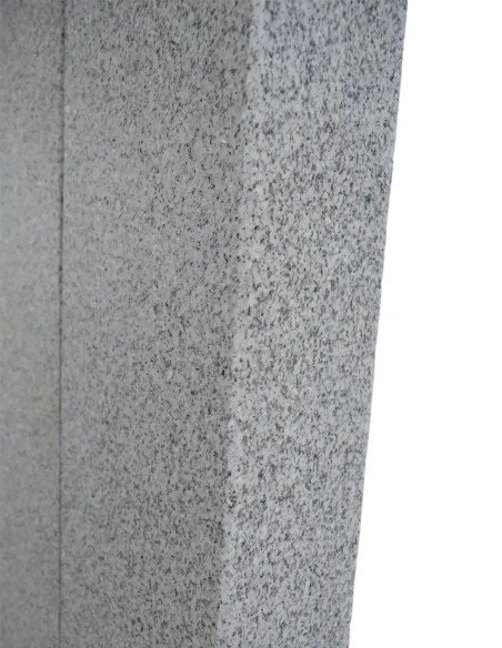 Palissade en Granit Gris Clair Flammée angles chanfreinés 150x20x12 cm